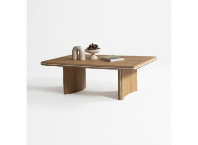 Eleganter brauner Couchtisch aus Holz im klassischen Stil
