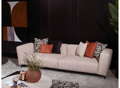 Elegantes beige Textilsofa mit Holzrahmen für modernes Wohnzimmer